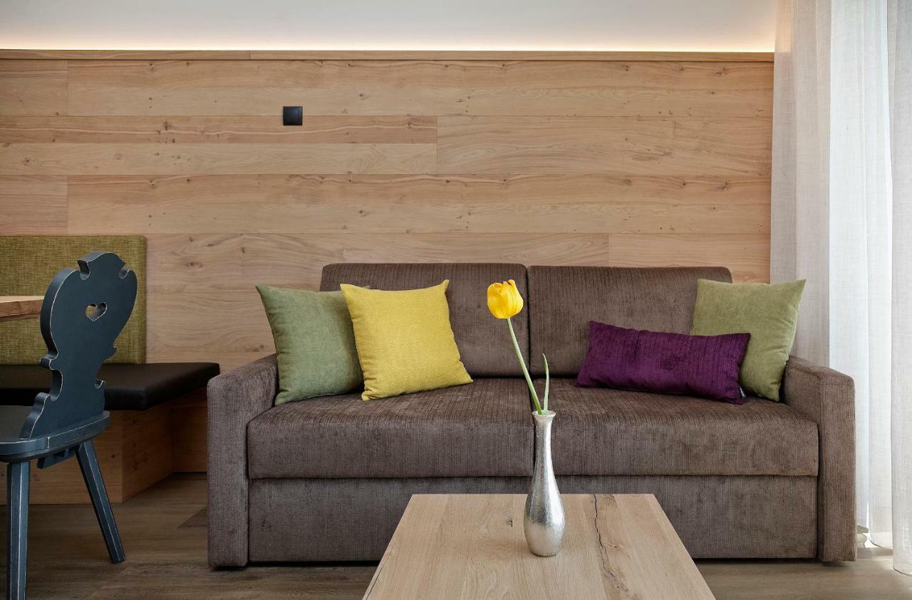 Appartement-Hotel Anthea Tirolo Ngoại thất bức ảnh