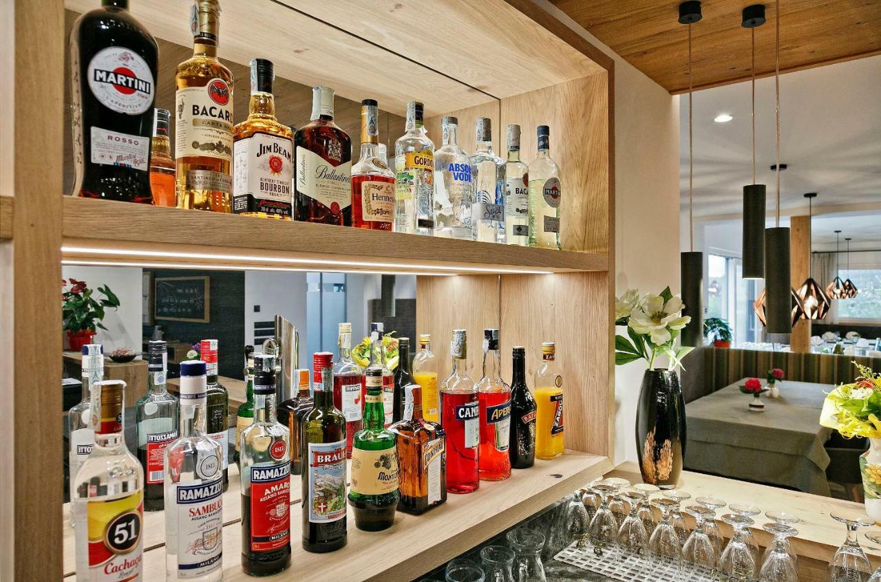 Appartement-Hotel Anthea Tirolo Ngoại thất bức ảnh